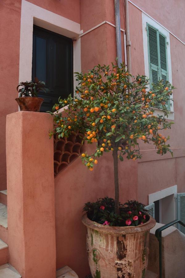 Agréable 3 pièces climatisé avec vue mer et parking Villefranche-sur-Mer Exterior foto